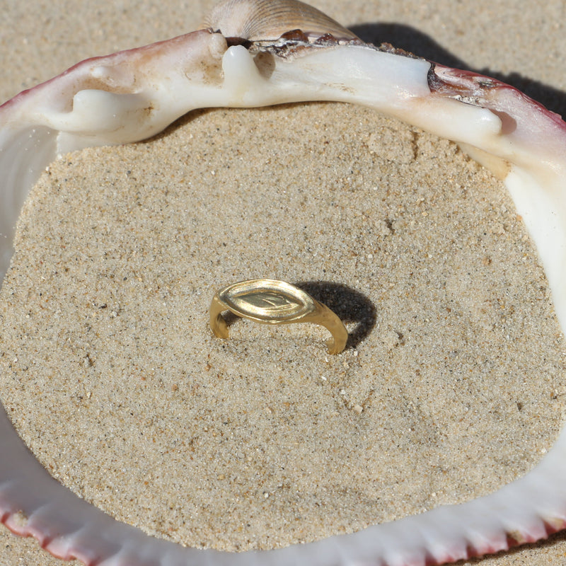 Salty ring gold