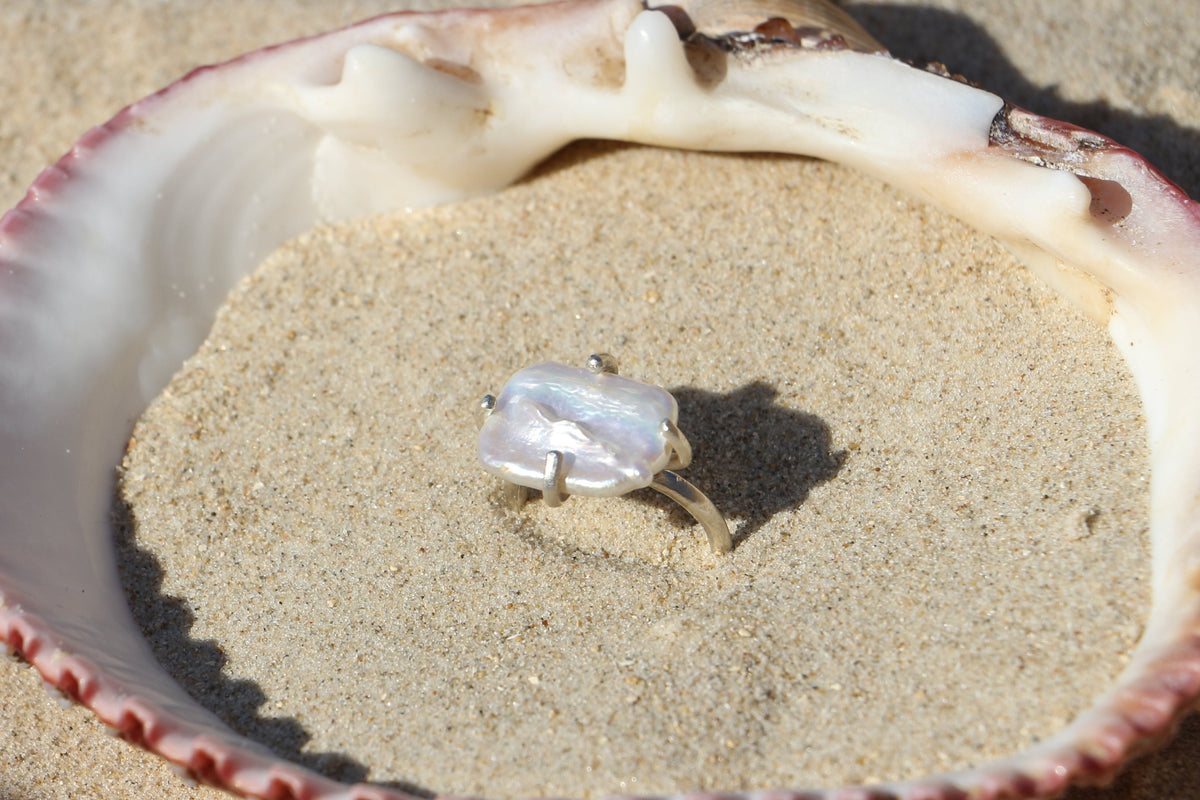 Wildform pearl ring
