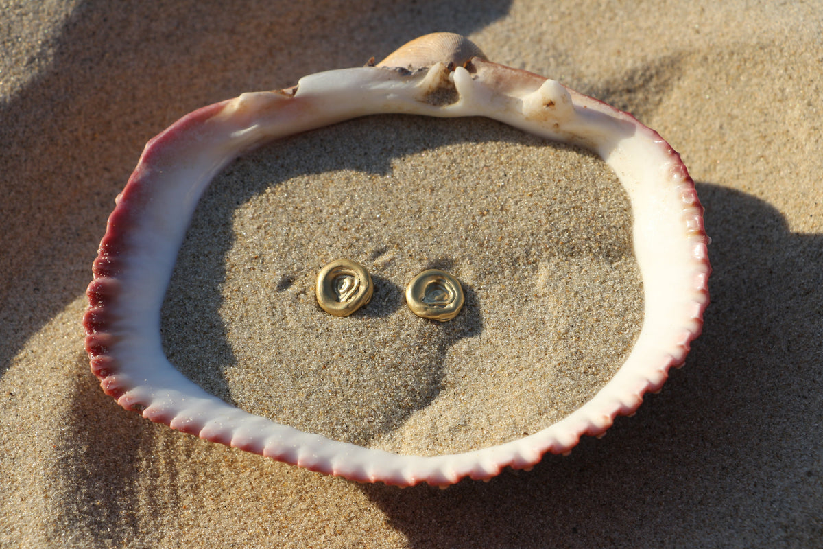 Salt drop earrings gold