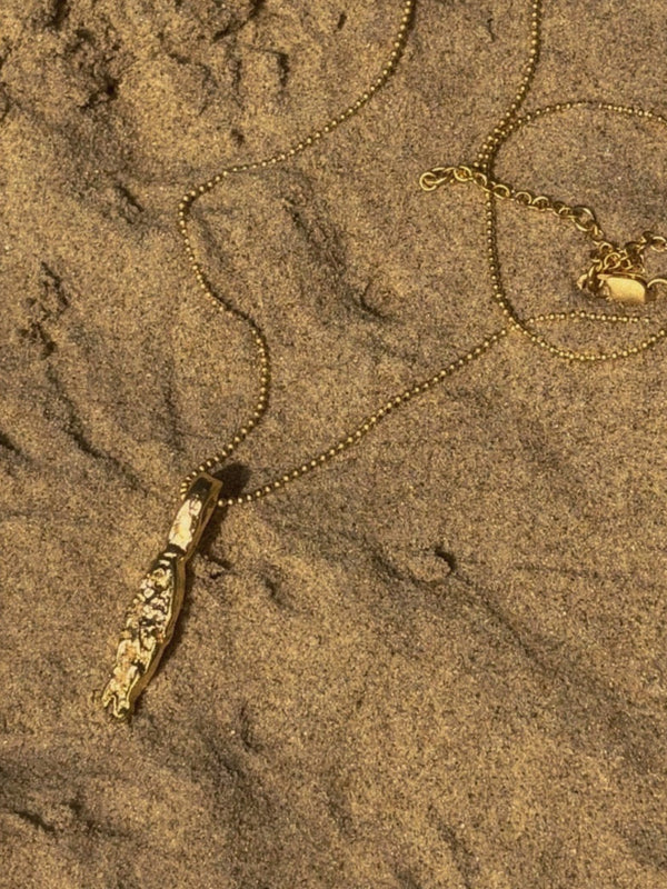 Salt Fish necklace gold