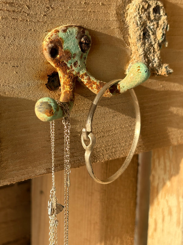 The snapper Lock Bracelet