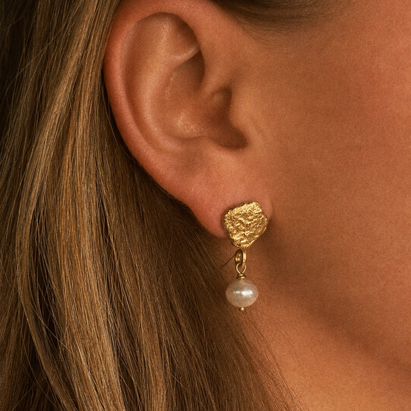 Shoreline earrings gold