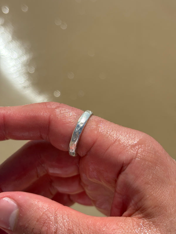 Rough cut ring
